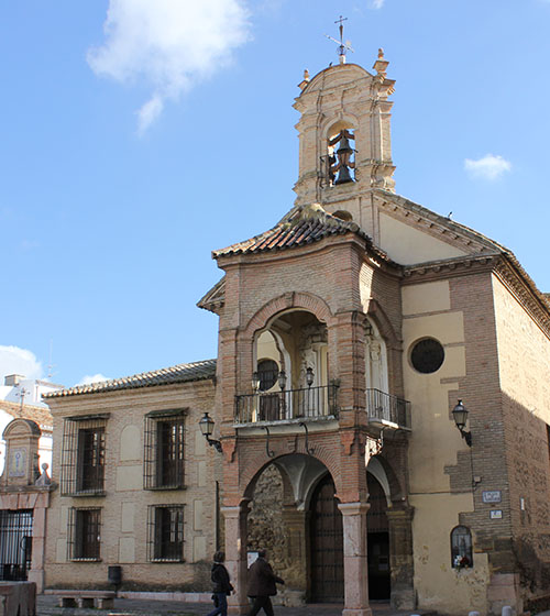 Церковь Сантьяго Апостол