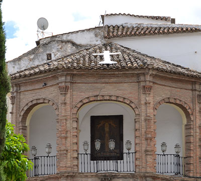 Kapelle der Tribüne Cruz Blanca